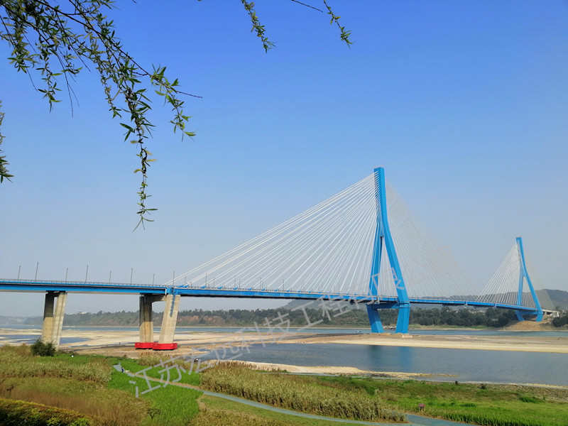 宜宾南溪长江公路大桥防撞设施